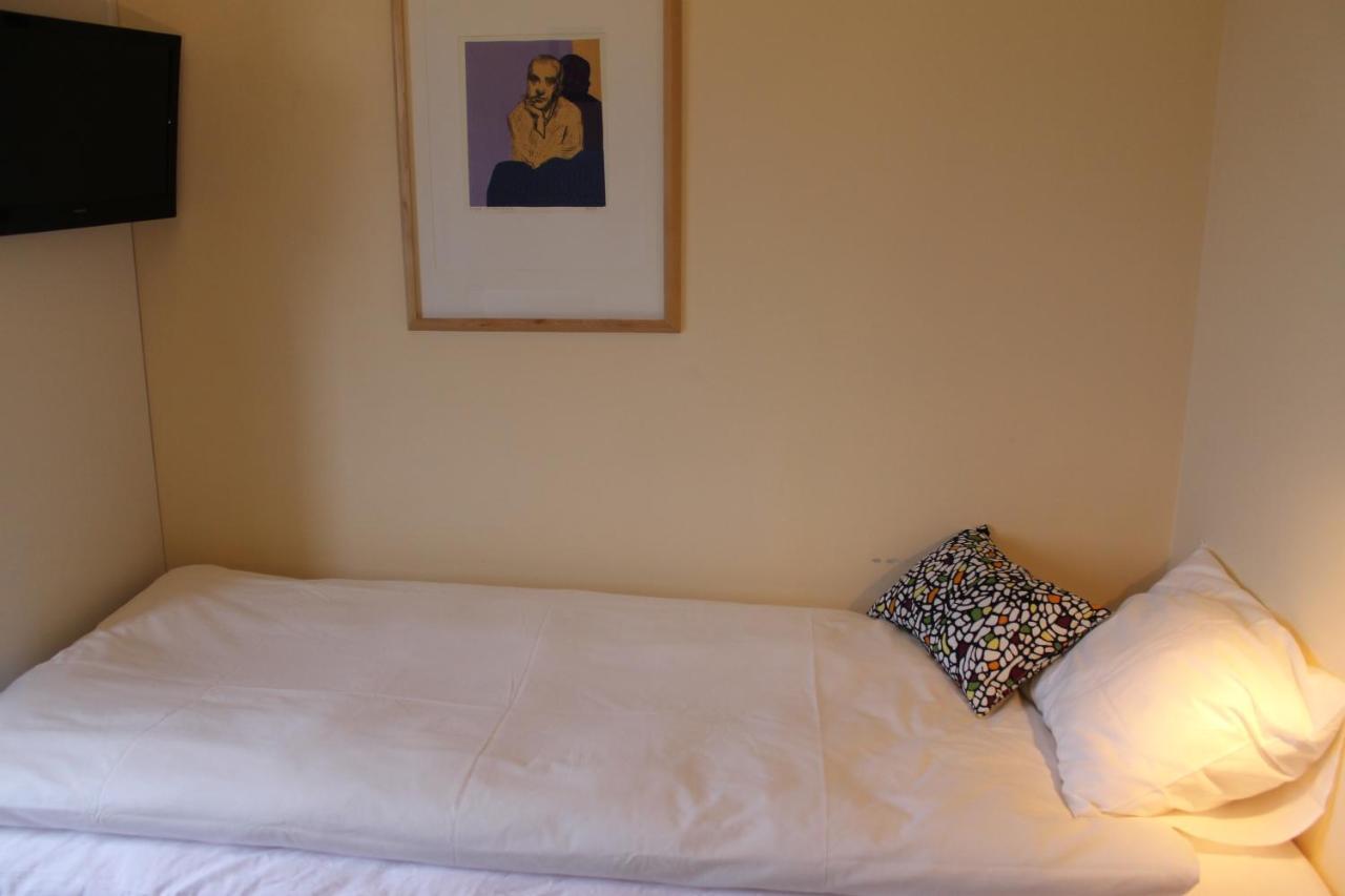 Stationshusets Hotell Och Cafe Koping  Phòng bức ảnh